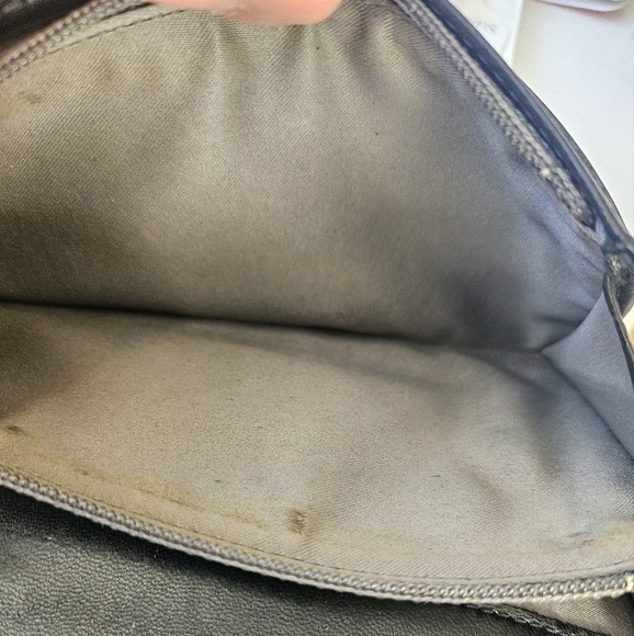 Chanel Patent Leather Limited Edition Wallet - Picture 12 of 17